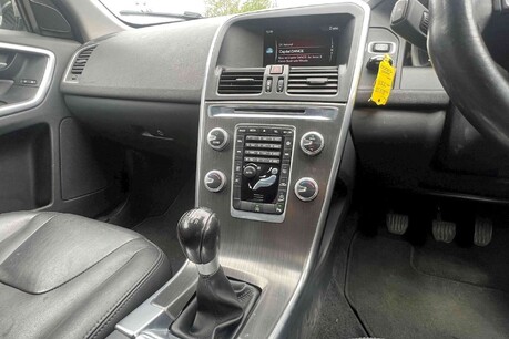 Volvo XC60 2.4 D4 SE Lux Nav AWD Euro 5 (s/s) 5dr 19