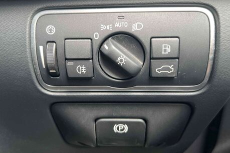 Volvo XC60 2.4 D4 SE Lux Nav AWD Euro 5 (s/s) 5dr 30