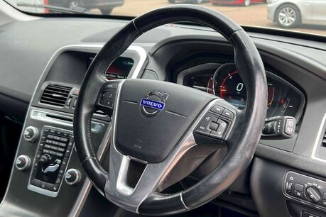 Volvo XC60 2.4 D4 SE Lux Nav AWD Euro 5 (s/s) 5dr 7