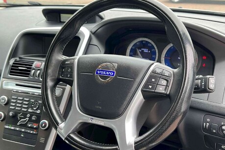 Volvo XC60 2.4D DRIVe R-Design Euro 4 5dr 7