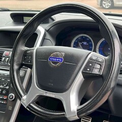 Volvo XC60 2.4D DRIVe R-Design Euro 4 5dr 7