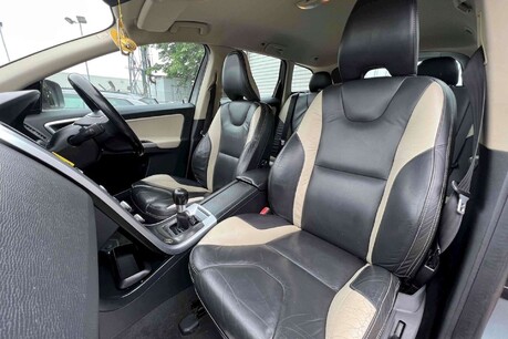 Volvo XC60 2.4D DRIVe R-Design Euro 4 5dr 16