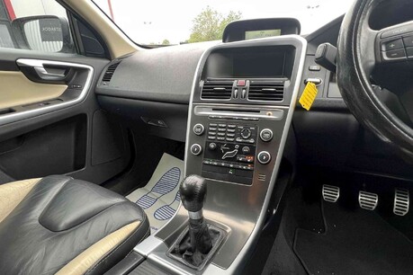 Volvo XC60 2.4D DRIVe R-Design Euro 4 5dr 19