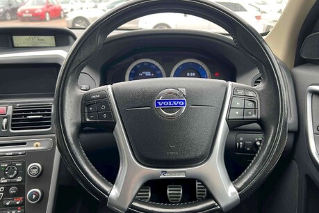 Volvo XC60 2.4D DRIVe R-Design Euro 4 5dr 26