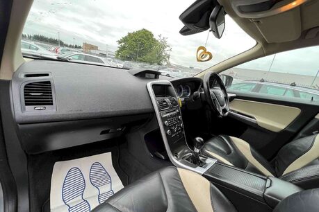 Volvo XC60 2.4D DRIVe R-Design Euro 4 5dr 18