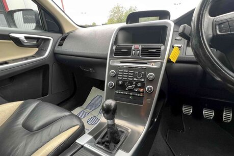 Volvo XC60 2.4D DRIVe R-Design Euro 4 5dr 19