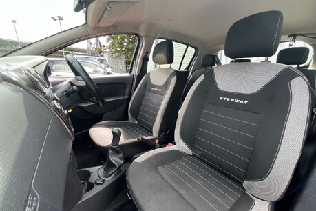 Dacia Sandero Stepway 0.9 TCe Ambiance Euro 6 (s/s) 5dr 18