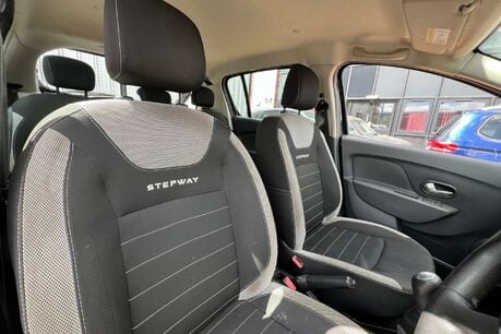 Dacia Sandero Stepway 0.9 TCe Ambiance Euro 6 (s/s) 5dr 11
