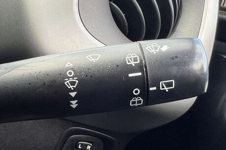 Citroen C1 1.2 PureTech Flair Airscape Euro 5 3dr (Euro 5) 37