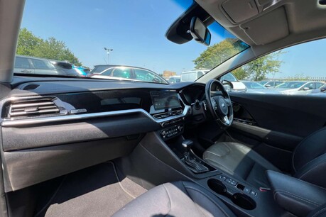 Kia Niro 1.6 GDi 4 DCT Euro 6 (s/s) 5dr 46
