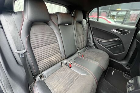 Mercedes-Benz GLA 2.1 GLA200d AMG Line Euro 6 (s/s) 5dr 19