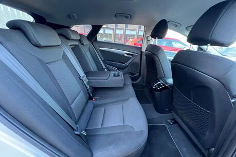 Hyundai i40 1.7 CRDi Blue Drive SE Nav Tourer Euro 6 (s/s) 5dr 24