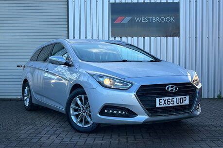 Hyundai i40 1.7 CRDi Blue Drive SE Nav Tourer Euro 6 (s/s) 5dr 7