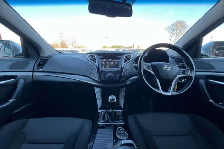 Hyundai i40 1.7 CRDi Blue Drive SE Nav Tourer Euro 6 (s/s) 5dr 13