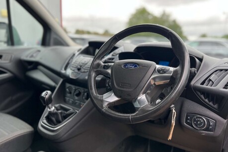 Ford Tourneo Connect 1.5 TDCi Titanium Euro 6 (s/s) 5dr 19