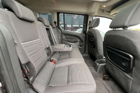 Ford Tourneo Connect 1.5 TDCi Titanium Euro 6 (s/s) 5dr 26