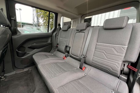 Ford Tourneo Connect 1.5 TDCi Titanium Euro 6 (s/s) 5dr 30
