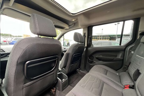 Ford Tourneo Connect 1.5 TDCi Titanium Euro 6 (s/s) 5dr 32