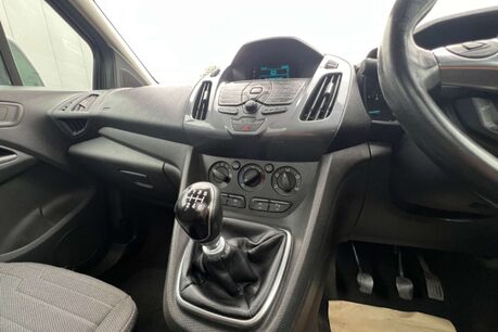 Ford Tourneo Connect 1.5 TDCi Titanium Euro 6 (s/s) 5dr 39