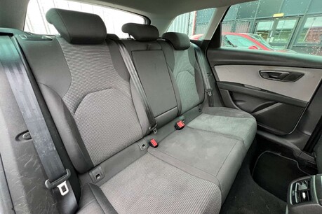 SEAT Leon 1.6 TDI SE Dynamic Euro 6 (s/s) 5dr 20