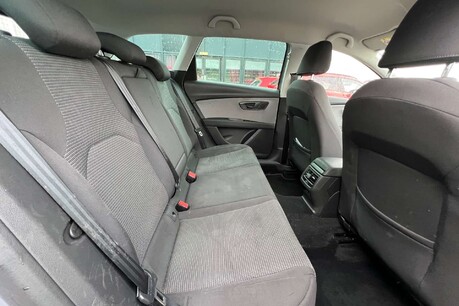 SEAT Leon 1.6 TDI SE Dynamic Euro 6 (s/s) 5dr 22