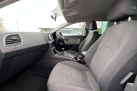 SEAT Leon 1.6 TDI SE Dynamic Euro 6 (s/s) 5dr 28