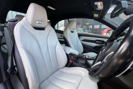 BMW M4 3.0 BiTurbo DCT Euro 6 (s/s) 2dr 32