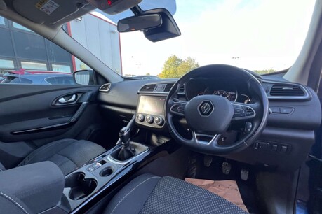 Renault Kadjar 1.3 TCe Iconic Euro 6 (s/s) 5dr 18