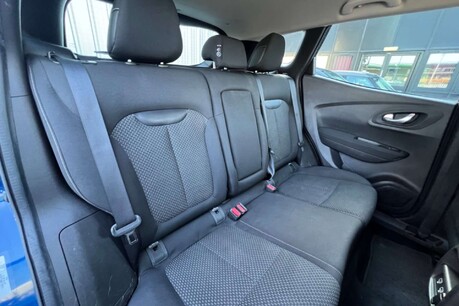 Renault Kadjar 1.3 TCe Iconic Euro 6 (s/s) 5dr 24