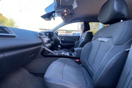 Renault Kadjar 1.3 TCe Iconic Euro 6 (s/s) 5dr 32