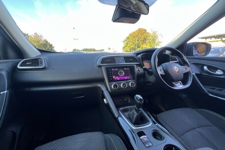 Renault Kadjar 1.3 TCe Iconic Euro 6 (s/s) 5dr 35