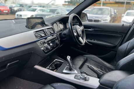 BMW 1 Series 1.5 118i GPF M Sport Shadow Edition Auto Euro 6 (s/s) 5dr 22