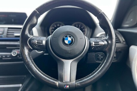 BMW 1 Series 1.5 118i GPF M Sport Shadow Edition Auto Euro 6 (s/s) 5dr 38