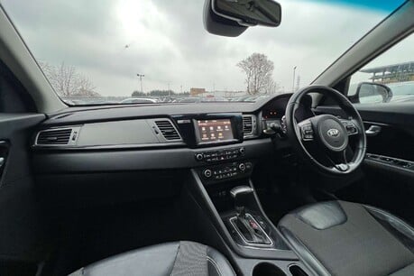 Kia Niro 1.6h GDi 2 DCT Euro 6 (s/s) 5dr 33