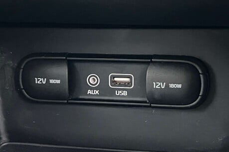 Kia Niro 1.6h GDi 2 DCT Euro 6 (s/s) 5dr 37