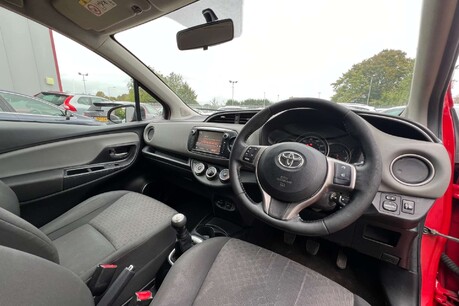Toyota Yaris 1.0 VVT-i Icon Euro 6 5dr 14