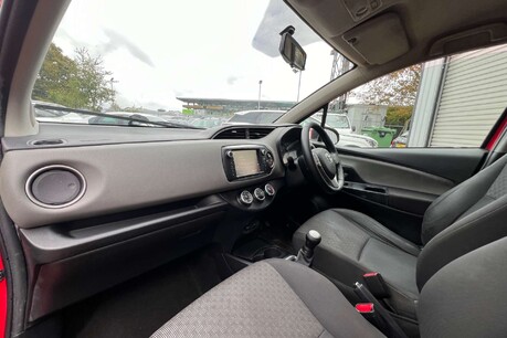 Toyota Yaris 1.0 VVT-i Icon Euro 6 5dr 26