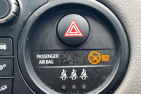 Toyota Yaris 1.0 VVT-i Icon Euro 6 5dr 33