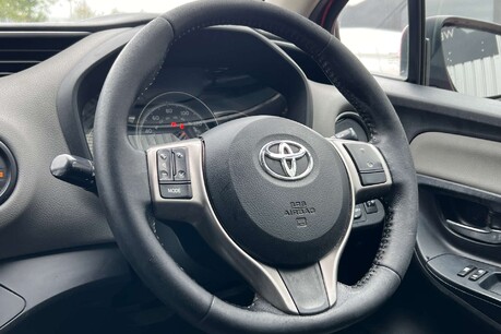 Toyota Yaris 1.0 VVT-i Icon Euro 6 5dr 13