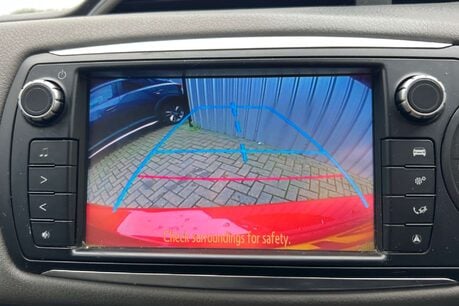 Toyota Yaris 1.0 VVT-i Icon Euro 6 5dr 35