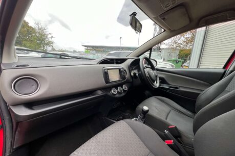 Toyota Yaris 1.0 VVT-i Icon Euro 6 5dr 26