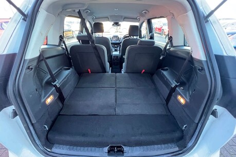 Ford Grand C-Max 1.5 TDCi Titanium Euro 6 (s/s) 5dr 56