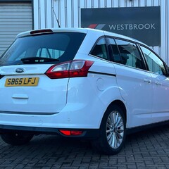 Ford Grand C-Max 1.5 TDCi Titanium Euro 6 (s/s) 5dr 2