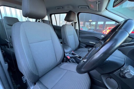 Ford Grand C-Max 1.5 TDCi Titanium Euro 6 (s/s) 5dr 19