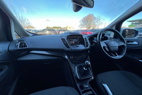 Ford Grand C-Max 1.5 TDCi Titanium Euro 6 (s/s) 5dr 32