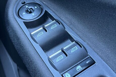 Ford Grand C-Max 1.5 TDCi Titanium Euro 6 (s/s) 5dr 54