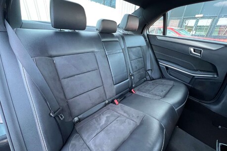 Mercedes-Benz E Class 2.1 E250 CDI AMG Line G-Tronic+ Euro 5 (s/s) 4dr 23