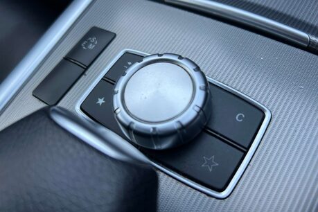 Mercedes-Benz E Class 2.1 E250 CDI AMG Line G-Tronic+ Euro 5 (s/s) 4dr 36