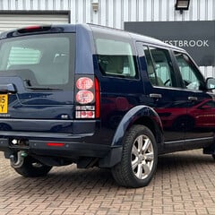 Land Rover Discovery 3.0 SD V6 SE Tech Auto 4WD Euro 5 (s/s) 5dr 2