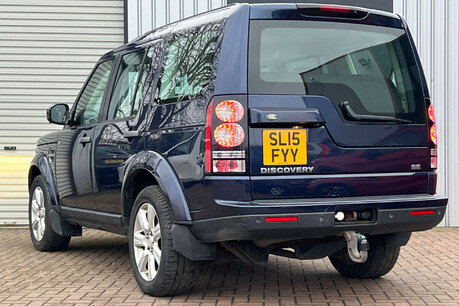 Land Rover Discovery 3.0 SD V6 SE Tech Auto 4WD Euro 5 (s/s) 5dr 4
